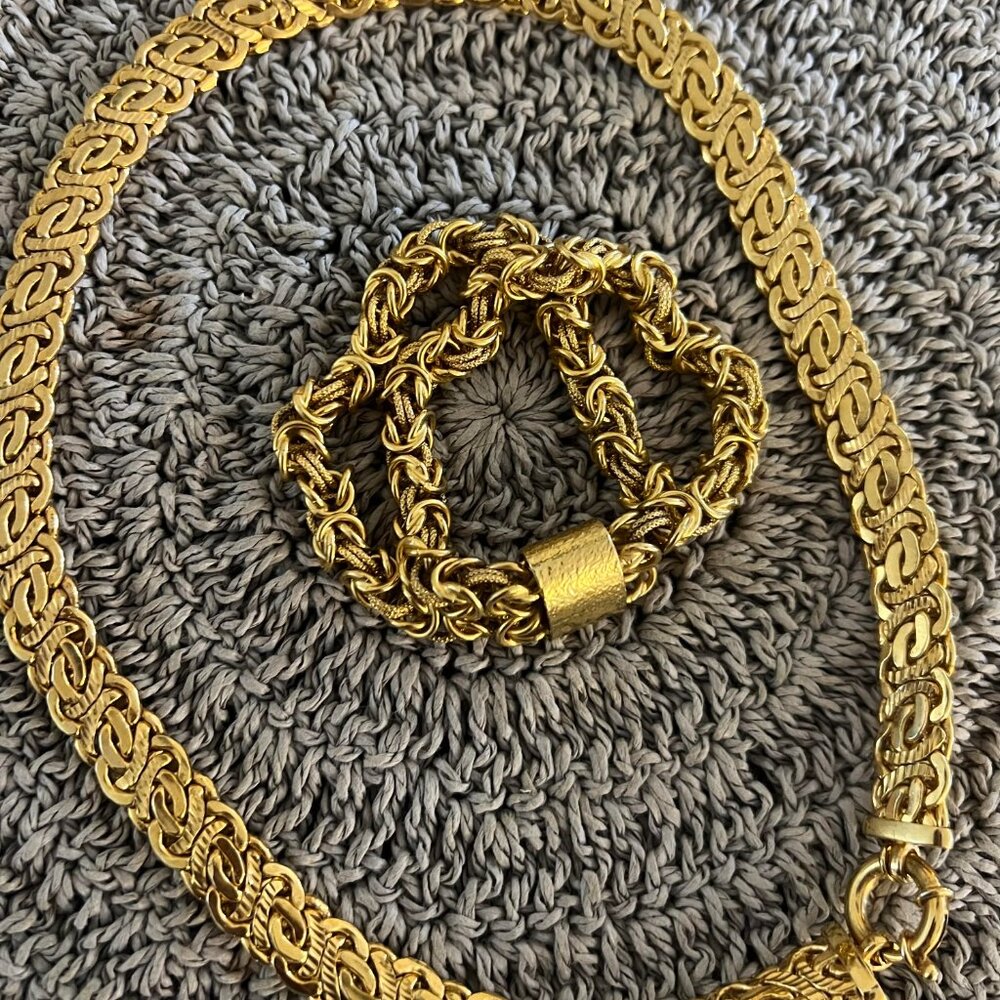 Gold Costume Jewlery SET